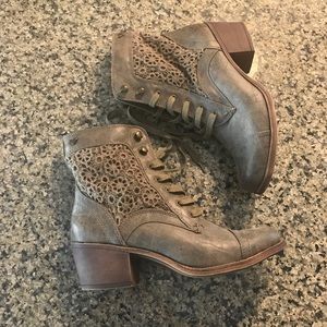 Roxy Army Green Chunky Heel Combat Boots
